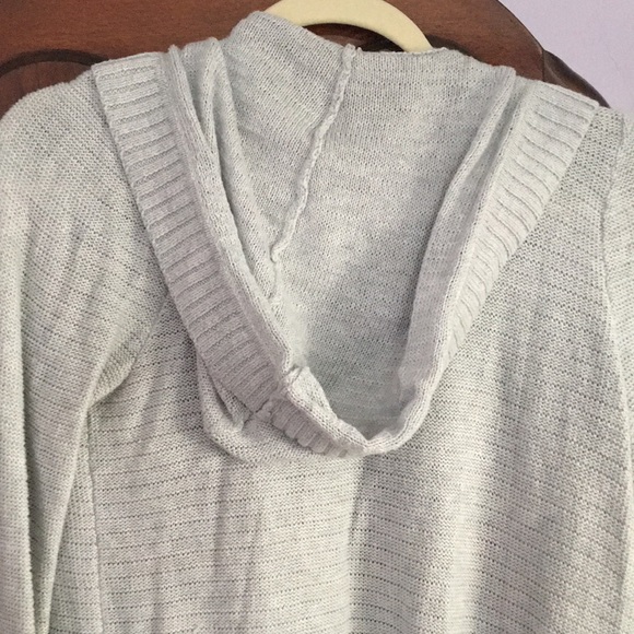 Hollister cardigan - Picture 2 of 2